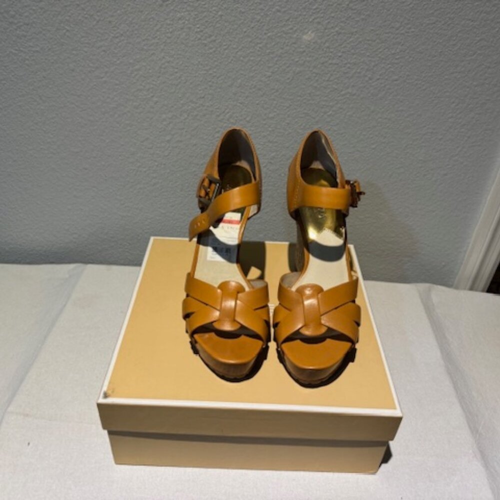 Michael Kors Mustard Leather Espadrille Wedge Sandals – Size 9 – New in Box